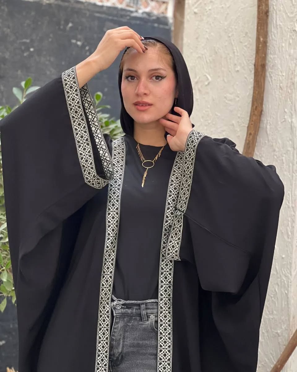 Eyes On World Kaftan Black